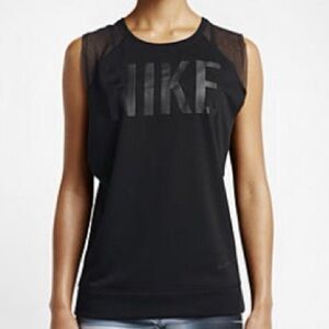 NIKE Sleeveless Graphic Fleece Women's Training Sweatshirt